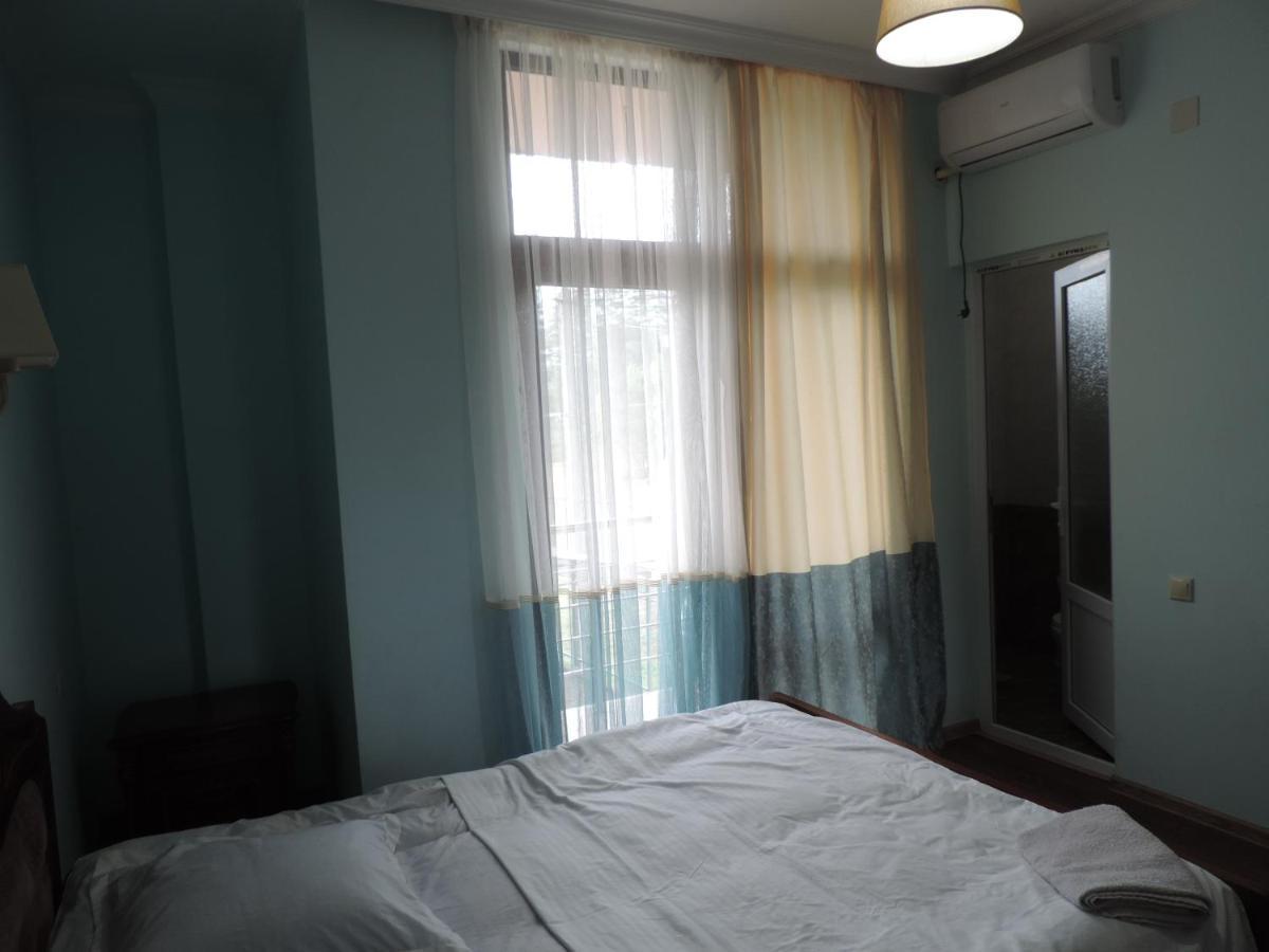 Luka Hotel Kobuleti Ngoại thất bức ảnh
