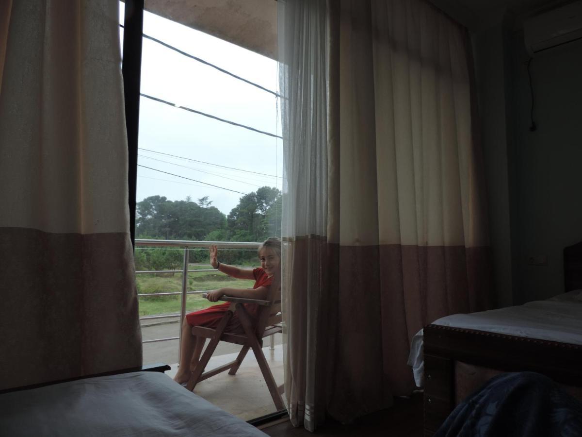 Luka Hotel Kobuleti Ngoại thất bức ảnh