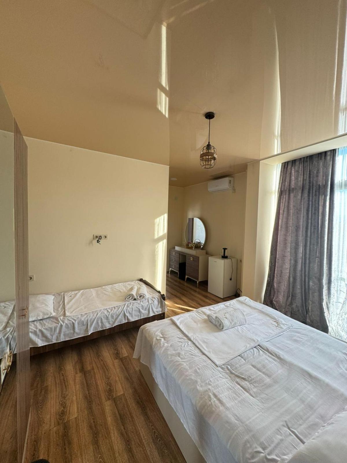 Luka Hotel Kobuleti Ngoại thất bức ảnh